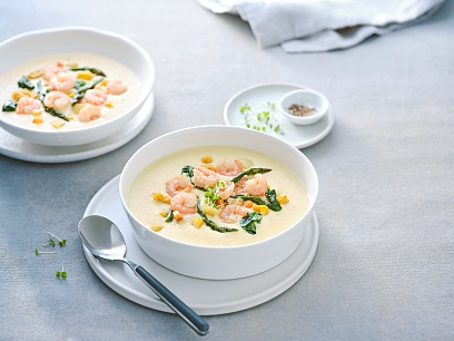 Tender cream soup with shrimps and spinach